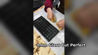 1mm 두께의 시계 커버 유리 레이저 일괄 절단 원형